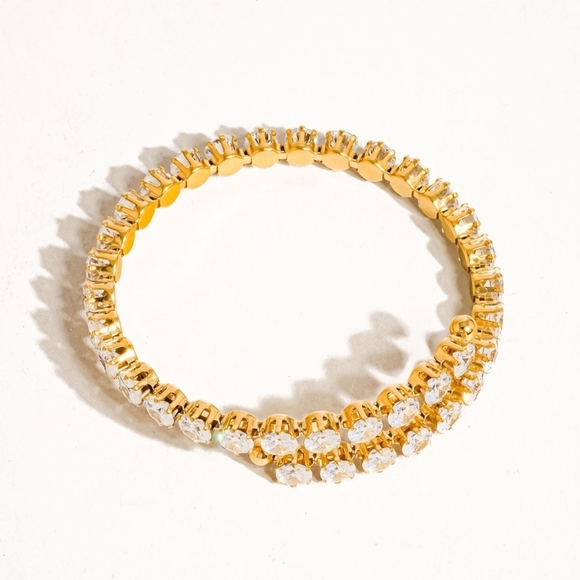 Elegant 18K Gold CZ Wrap Bracelet OS - Picture 3 of 4
